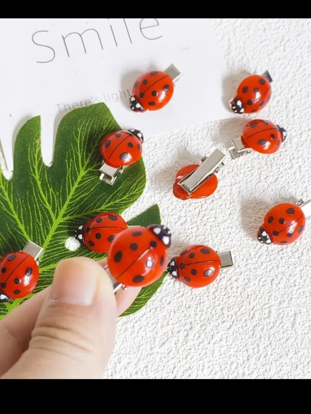 🐞20pcs Small Acrylic Ladybug Hair Clips W/Alligator Clamps (OS) 🐞🐞
